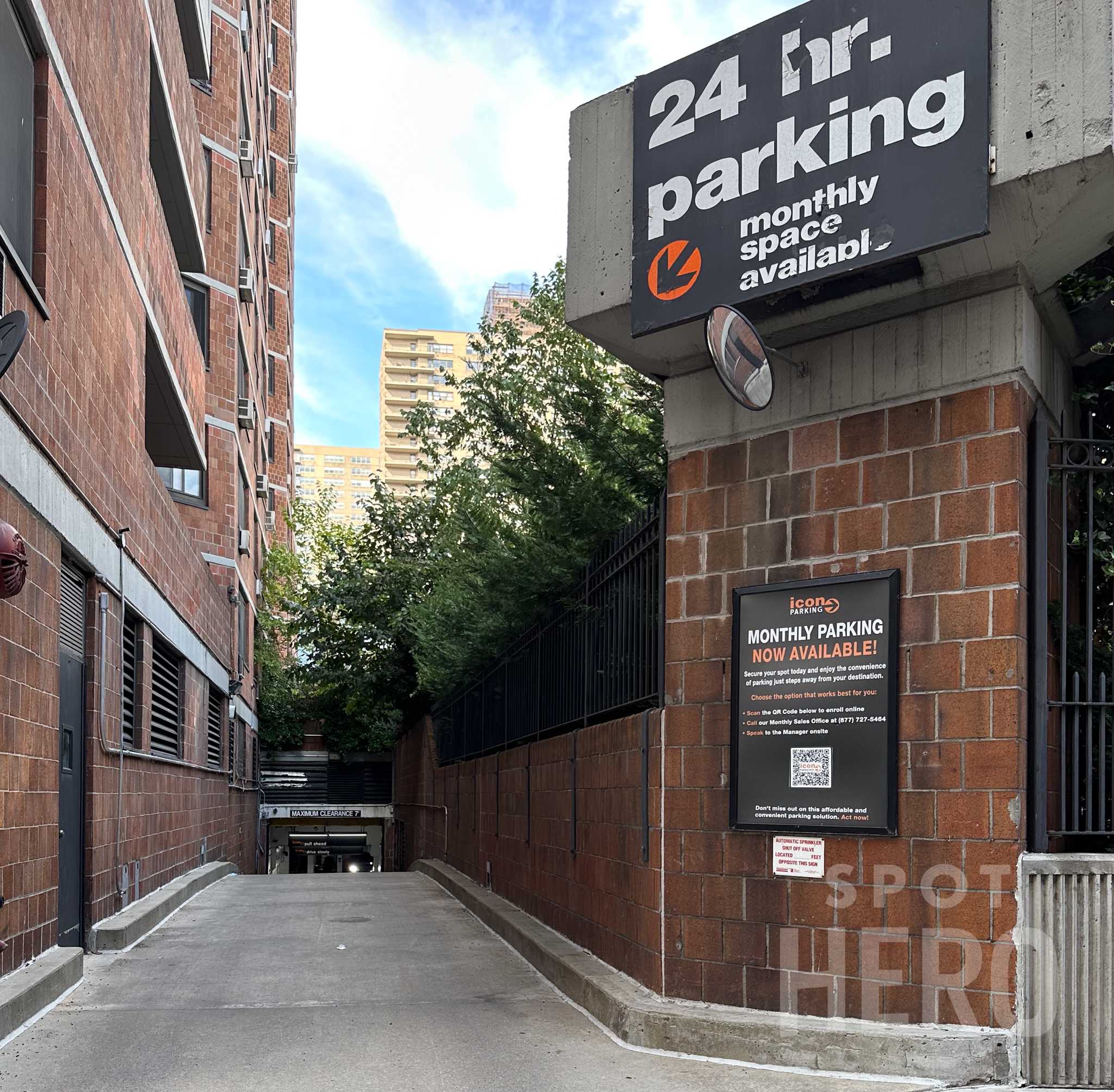Parking Options for Popular Destinations