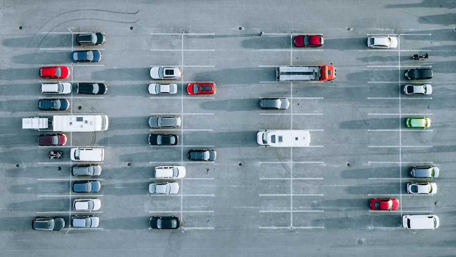 How to back out of a parking space: A complete guide