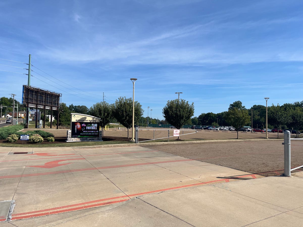 Canton finalizes Stadium Park parking lot deal with Hall of Fame