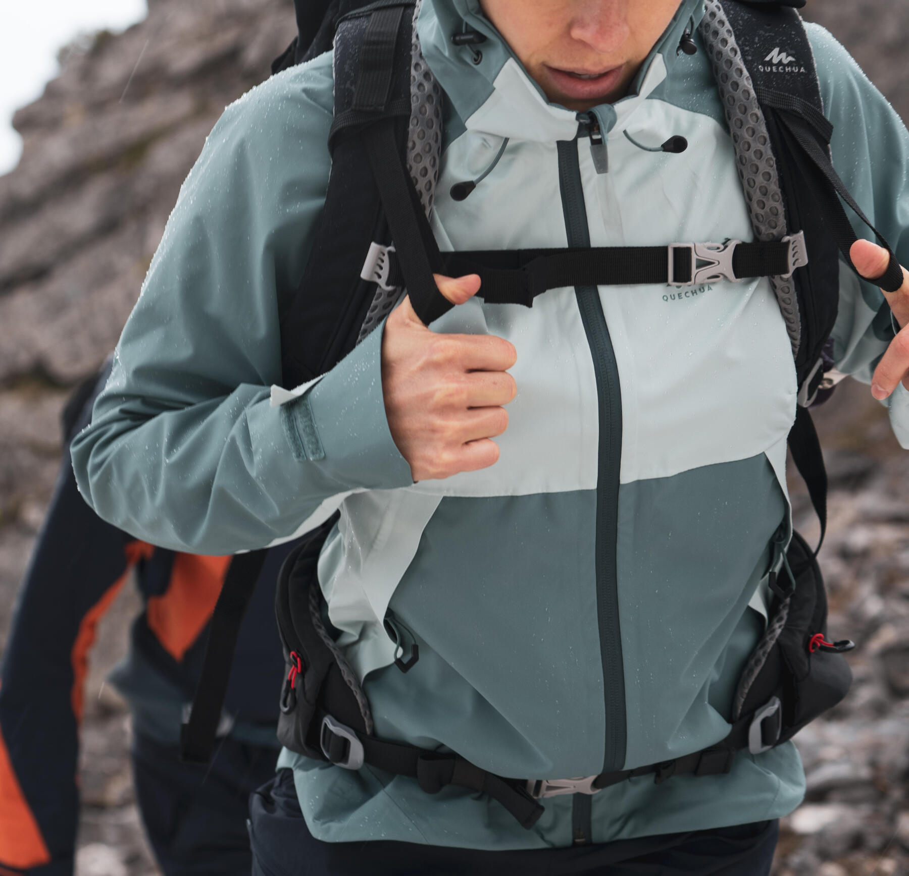 hiking layers clothing