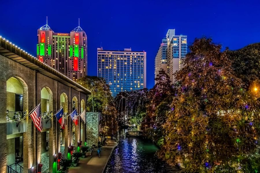 San Antonio Riverwalk early bird parking