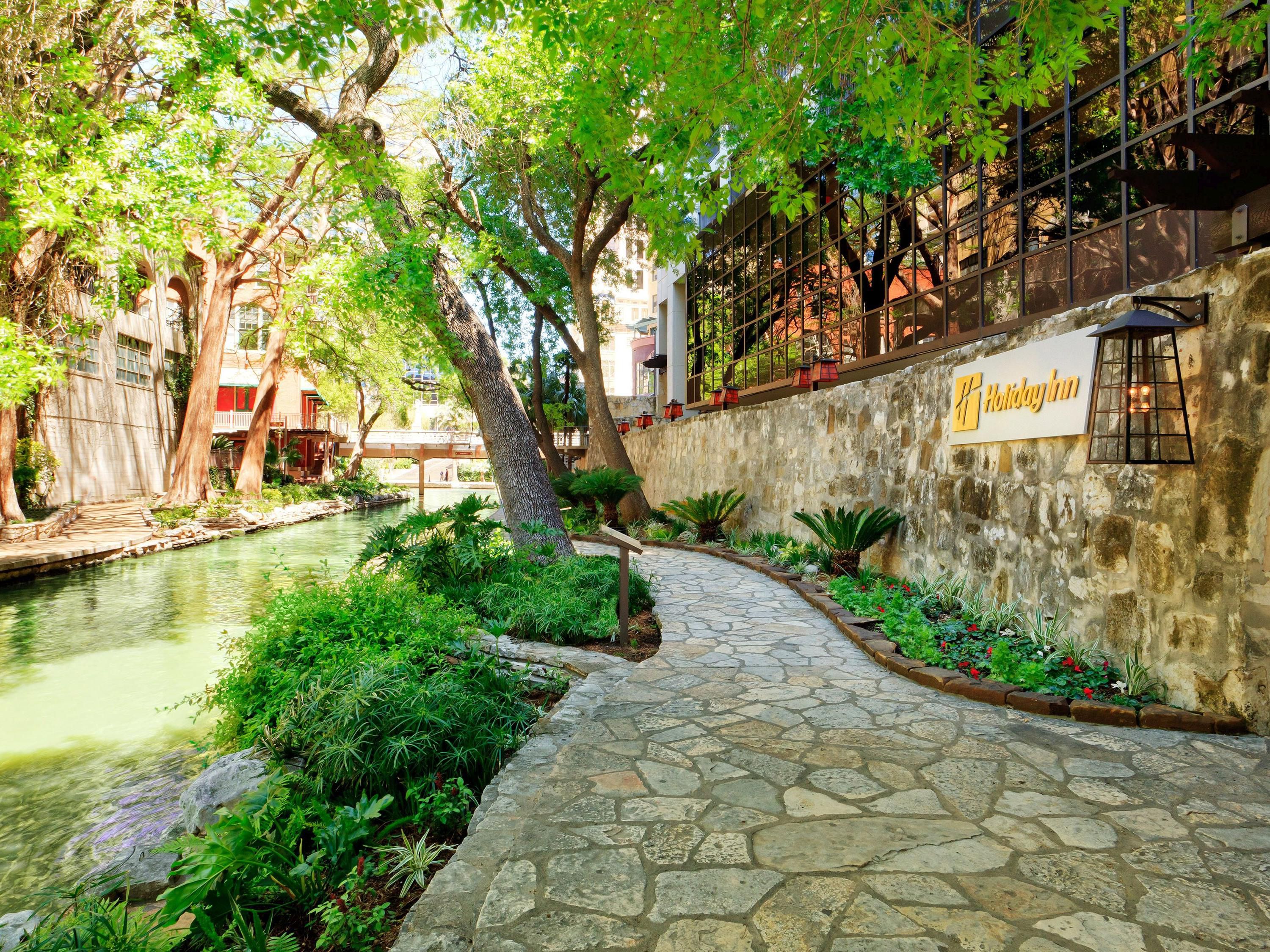 San Antonio Riverwalk off-peak parking rates