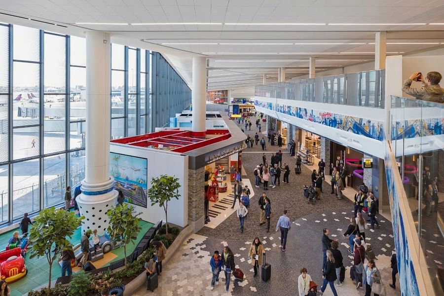 Long-Term Parking Lot 3 LaGuardia Airport